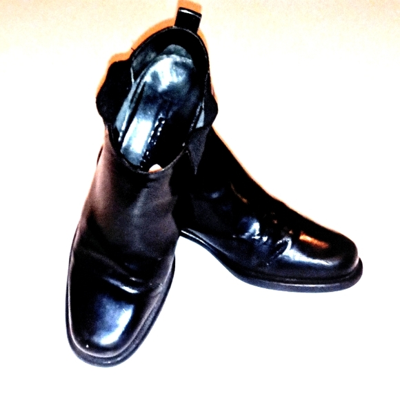 Cole Haan Size 10B Leather Laina Booties - Picture 2 of 7